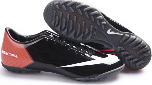 Nike Soccer Cleats on Sale