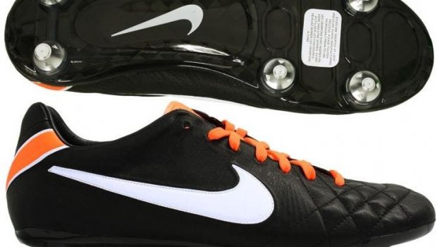 Soft Ground Soccer Cleats