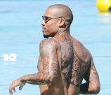 Soccerplayer-Tattoos-Nigel-de-Jong.jpg