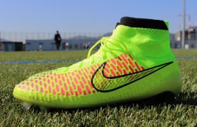 Nike Magista Soccer Cleats