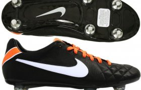 Soft Ground Soccer Cleats